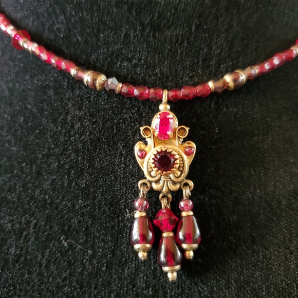 Michal Golan red beaded hamsa necklace - Picture 3 of 4